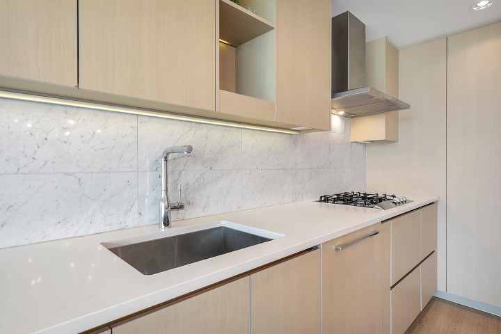 Photo 8 at 2212 - 89 Nelson Street, Yaletown, Vancouver West