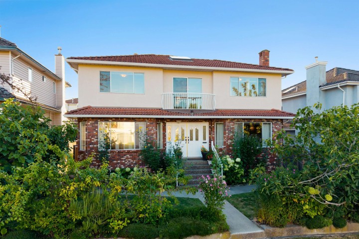 Photo 1 at 5455 Chambers Street, Collingwood VE, Vancouver East