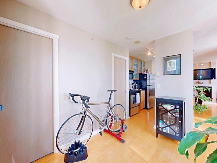 Photo 16 at 1003 - 969 Richards Street, Downtown VW, Vancouver West