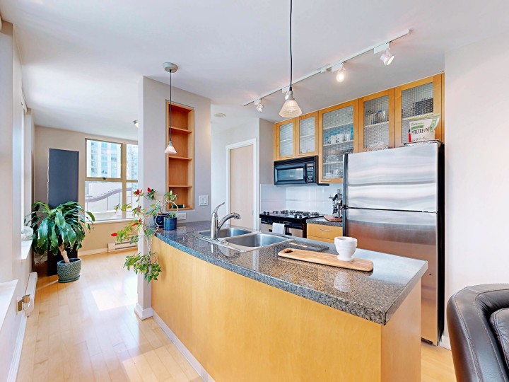 Photo 9 at 1003 - 969 Richards Street, Downtown VW, Vancouver West