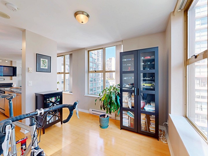 Photo 18 at 1003 - 969 Richards Street, Downtown VW, Vancouver West