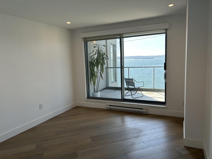 Photo 30 at 203 - 2190 Argyle Avenue, Dundarave, West Vancouver