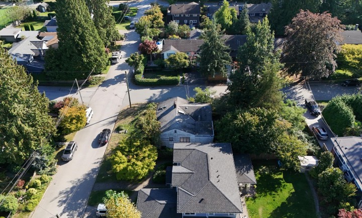 Photo 6 at 2405 Lloyd Avenue, Pemberton Heights, North Vancouver