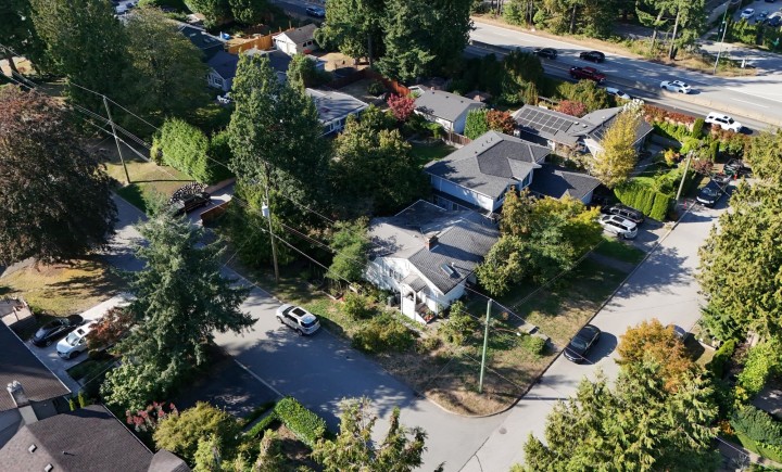 Photo 10 at 2405 Lloyd Avenue, Pemberton Heights, North Vancouver