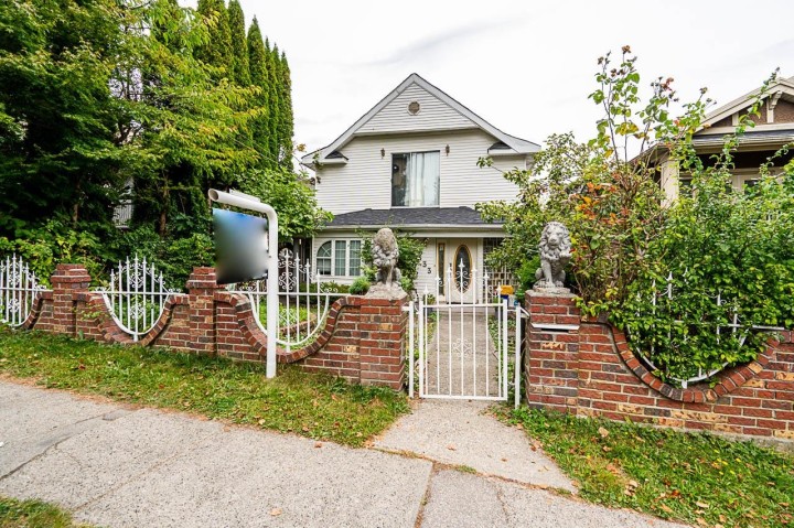 Photo 1 at 333 E 28th Avenue, Main, Vancouver East