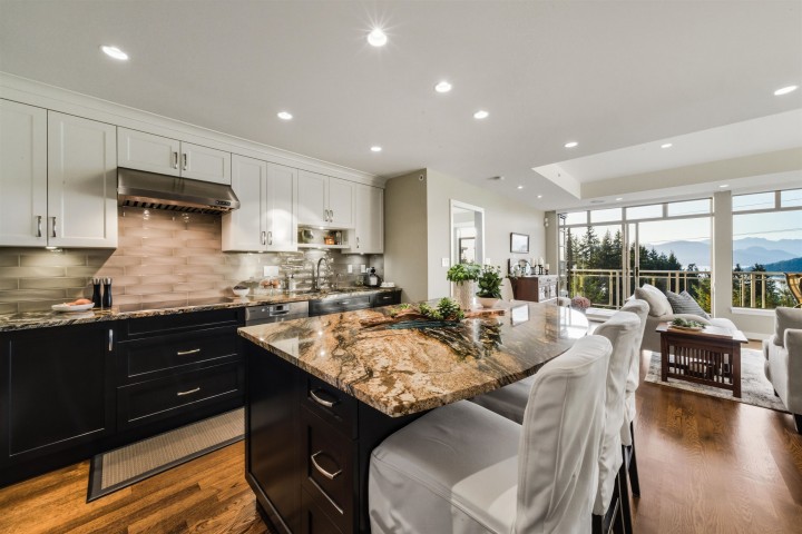 Photo 9 at 8519 Seascape Drive, Howe Sound, West Vancouver