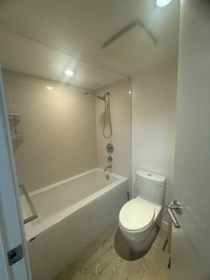 Photo 13 at 606 - 5782 Berton Avenue, University VW, Vancouver West