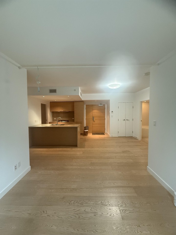 Photo 9 at 606 - 5782 Berton Avenue, University VW, Vancouver West