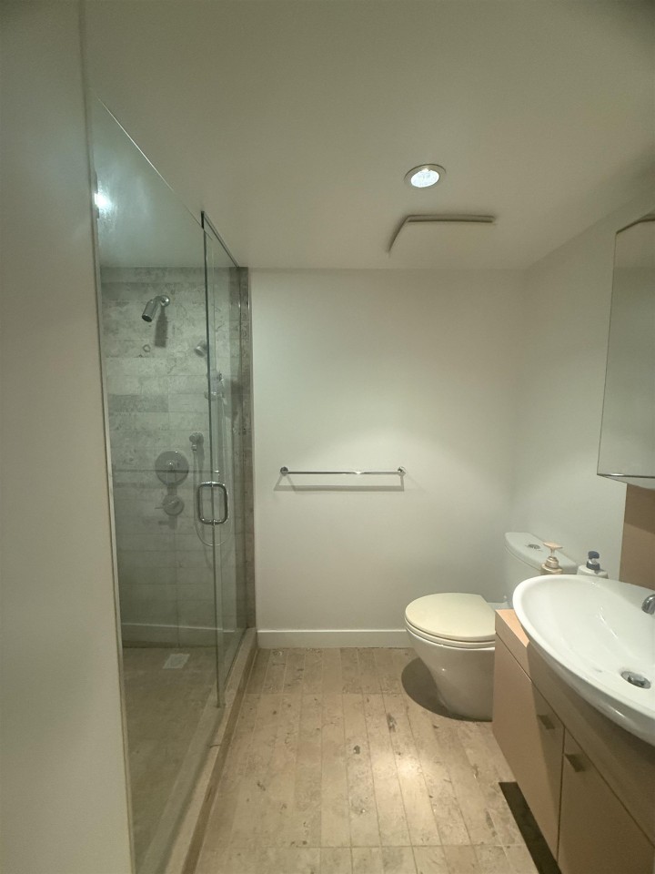 Photo 15 at 606 - 5782 Berton Avenue, University VW, Vancouver West