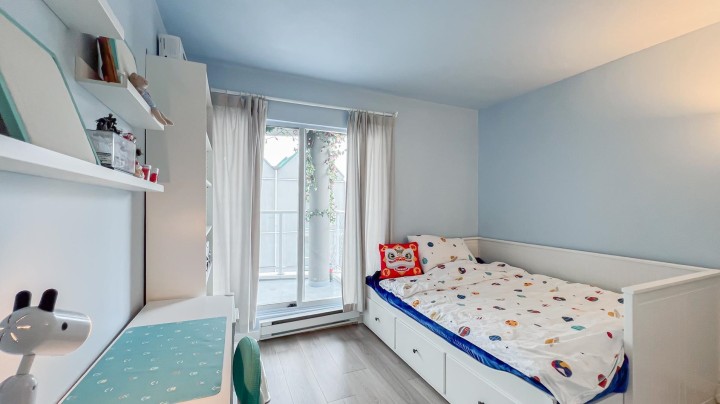 Photo 9 at 205 - 8430 Jellicoe Street, South Marine, Vancouver East