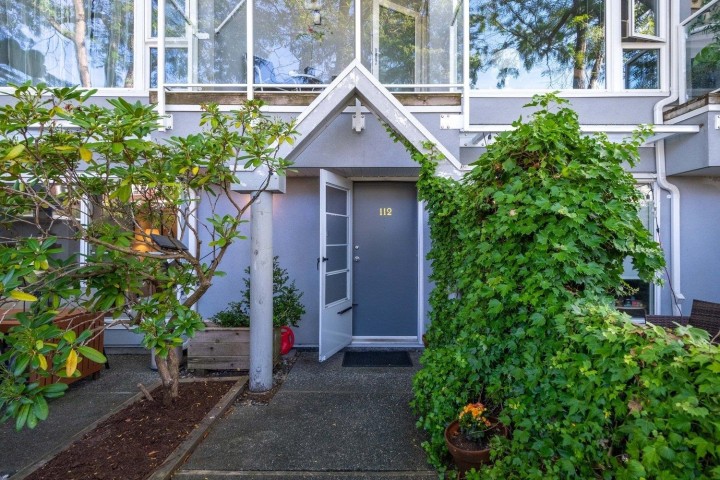 Photo 23 at 112 - 2020 W 8th Avenue, Kitsilano, Vancouver West