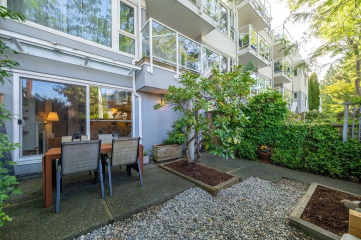 Photo 22 at 112 - 2020 W 8th Avenue, Kitsilano, Vancouver West