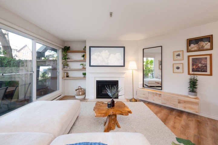 Photo 5 at 112 - 2020 W 8th Avenue, Kitsilano, Vancouver West