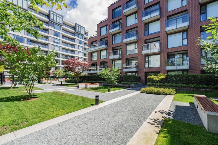 Photo 2 at 310 - 1571 W 57th Avenue, South Granville, Vancouver West