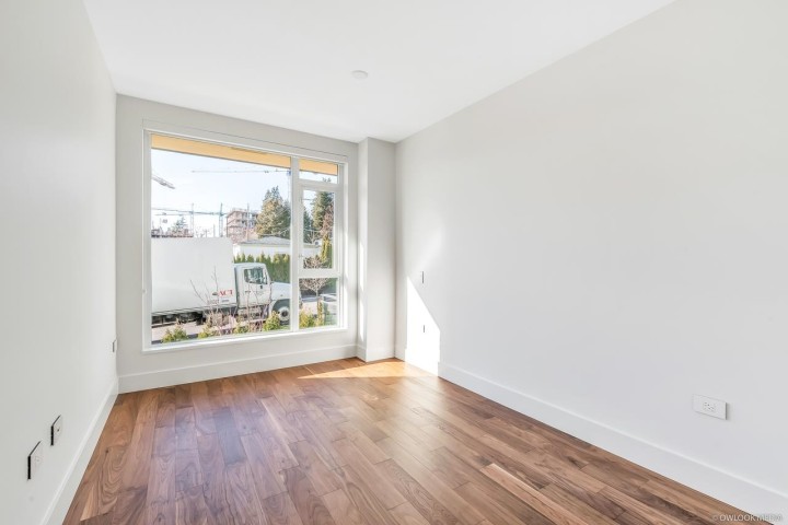 Photo 10 at 203 - 389 W 59th Avenue, South Cambie, Vancouver West