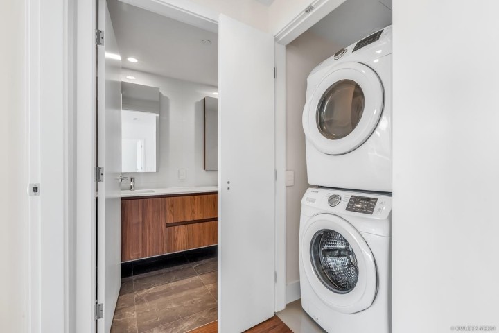 Photo 11 at 203 - 389 W 59th Avenue, South Cambie, Vancouver West