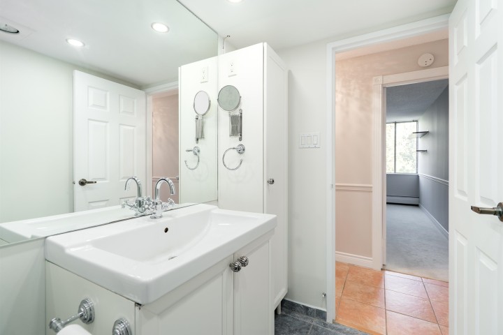 Photo 27 at 1404 - 2008 Fullerton Avenue, Pemberton NV, North Vancouver