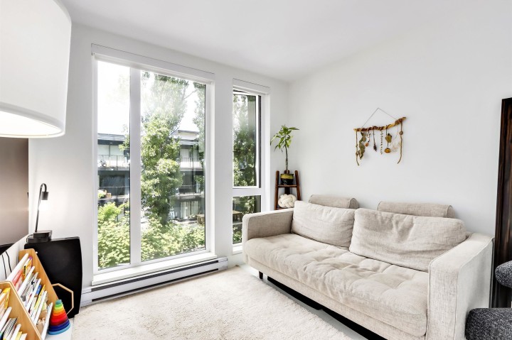 Photo 10 at 303 - 2239 W 7th Avenue, Kitsilano, Vancouver West