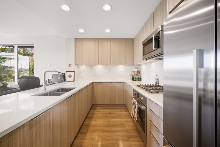 Photo 3 at 207 - 3289 Riverwalk Avenue, South Marine, Vancouver East