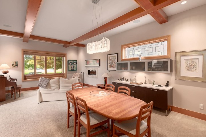 Photo 4 at 3230 W 31st Avenue, MacKenzie Heights, Vancouver West