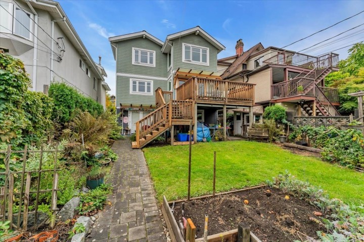 Photo 20 at 57 W 17th Avenue, Cambie, Vancouver West