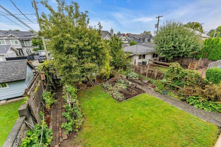 Photo 18 at 57 W 17th Avenue, Cambie, Vancouver West