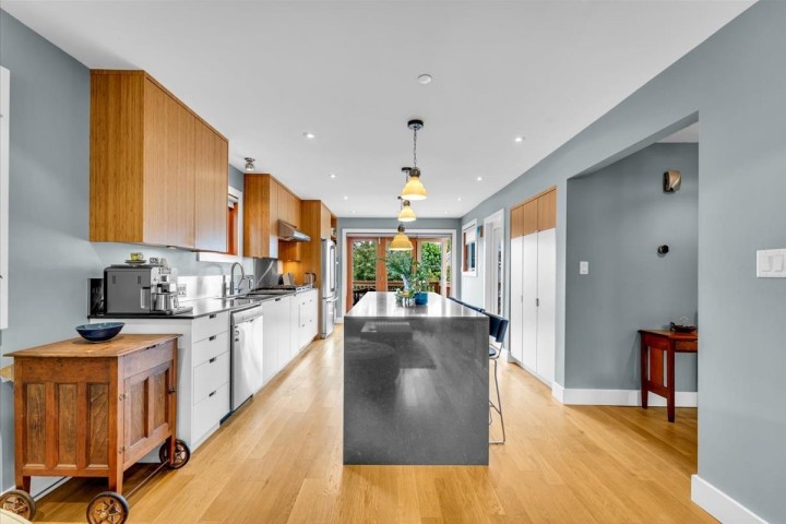 Photo 4 at 57 W 17th Avenue, Cambie, Vancouver West