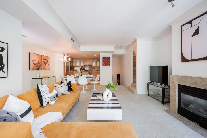 Photo 2 at TH9 - 1650 Bayshore Drive, Coal Harbour, Vancouver West