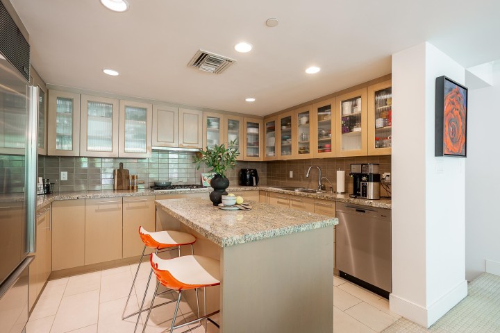 Photo 4 at TH9 - 1650 Bayshore Drive, Coal Harbour, Vancouver West