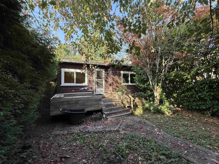 Photo 1 at 467 E 43rd Avenue, Fraser VE, Vancouver East