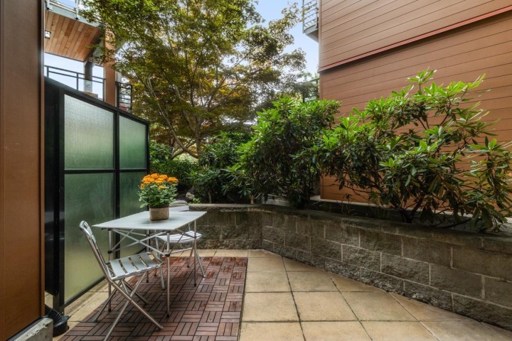 Photo 12 at 212 - 733 W 14th Street, Mosquito Creek, North Vancouver