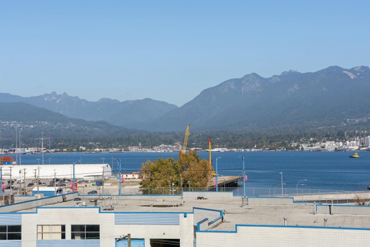 Photo 8 at 554 - 955 E Hastings Street, Strathcona, Vancouver East