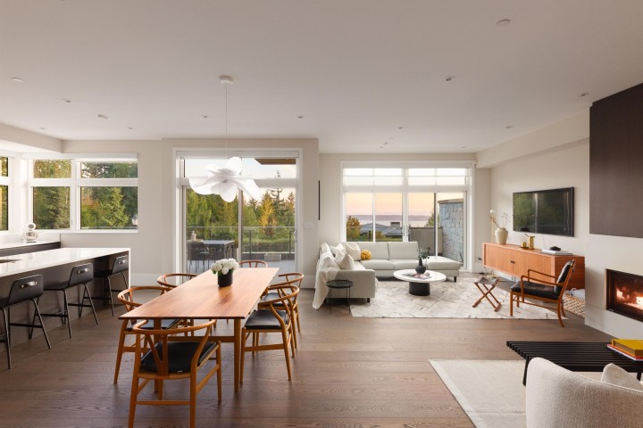 Photo 3 at 2821 Chippendale Road, Cypress Park Estates, West Vancouver