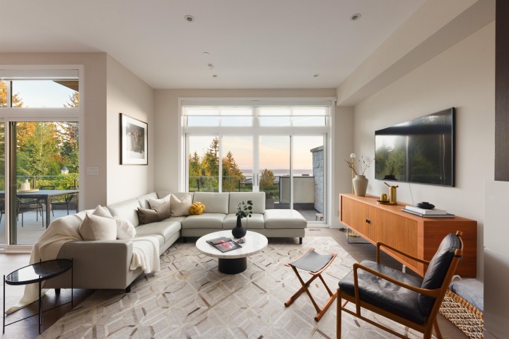 Photo 5 at 2821 Chippendale Road, Cypress Park Estates, West Vancouver