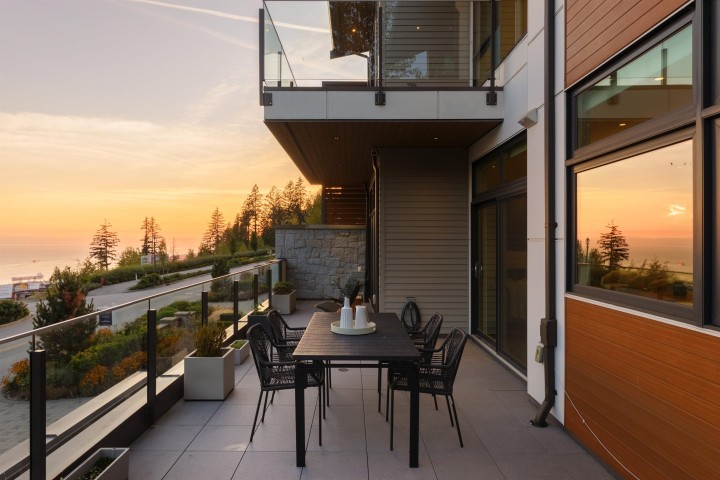 Photo 14 at 2821 Chippendale Road, Cypress Park Estates, West Vancouver