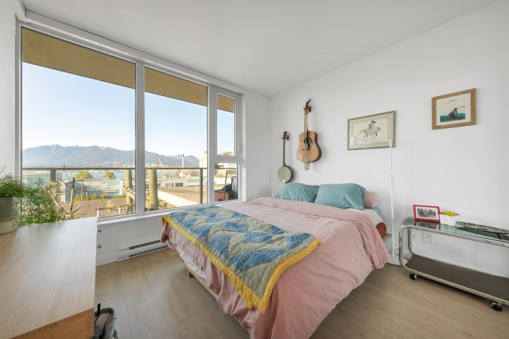 Photo 16 at 302 - 933 E Hastings Street, Strathcona, Vancouver East