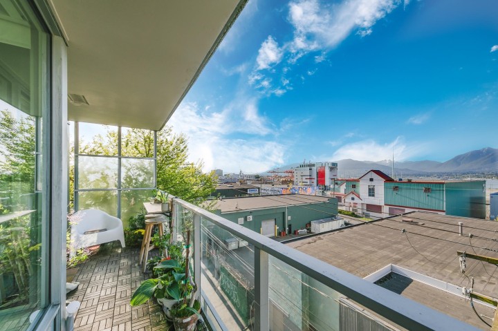 Photo 25 at 302 - 933 E Hastings Street, Strathcona, Vancouver East