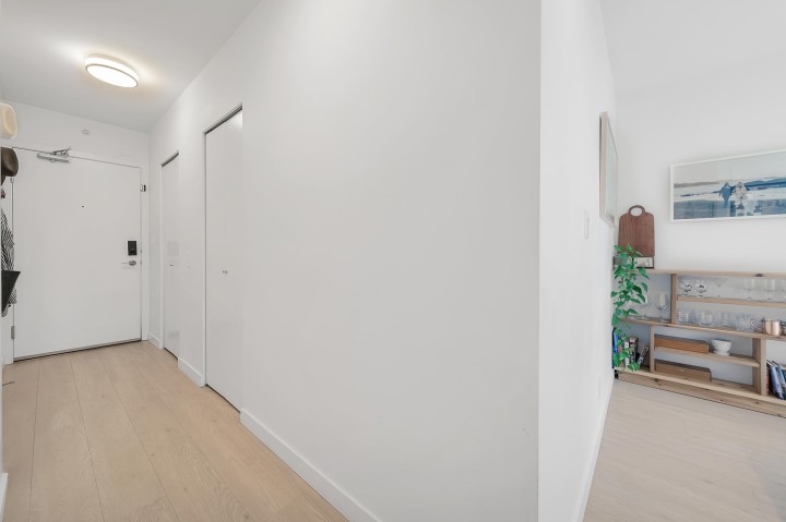 Photo 21 at 302 - 933 E Hastings Street, Strathcona, Vancouver East