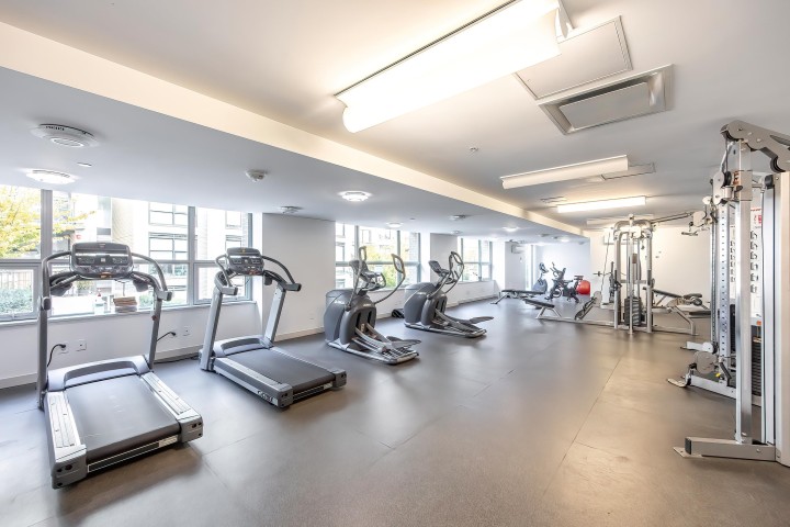 Photo 23 at 657 - 5515 Boundary Road, Collingwood VE, Vancouver East