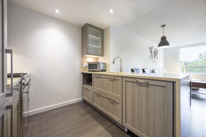 Photo 12 at 657 - 5515 Boundary Road, Collingwood VE, Vancouver East