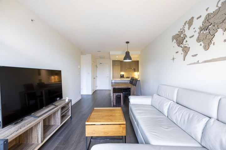 Photo 5 at 657 - 5515 Boundary Road, Collingwood VE, Vancouver East