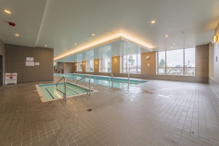 Photo 24 at 657 - 5515 Boundary Road, Collingwood VE, Vancouver East