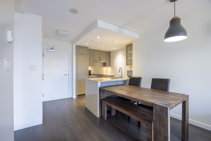 Photo 8 at 657 - 5515 Boundary Road, Collingwood VE, Vancouver East