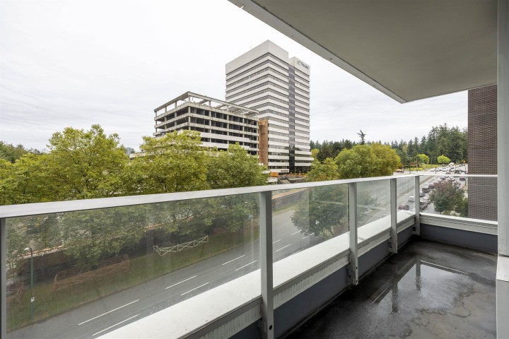 Photo 21 at 657 - 5515 Boundary Road, Collingwood VE, Vancouver East