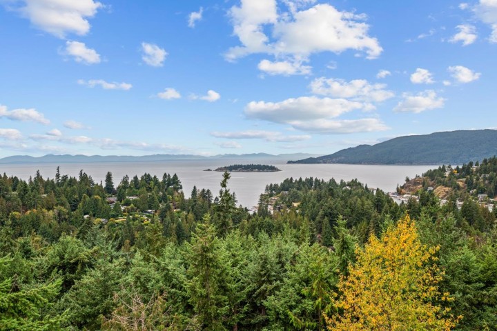 Photo 1 at 5532 Westhaven Road, Eagle Harbour, West Vancouver