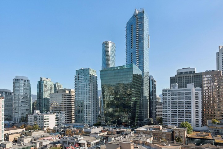 Photo 23 at 1203 - 1050 Smithe Street, West End VW, Vancouver West