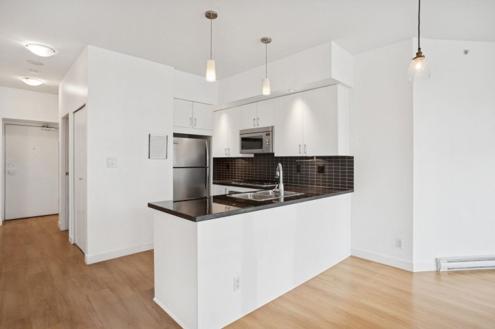 Photo 9 at 1203 - 1050 Smithe Street, West End VW, Vancouver West