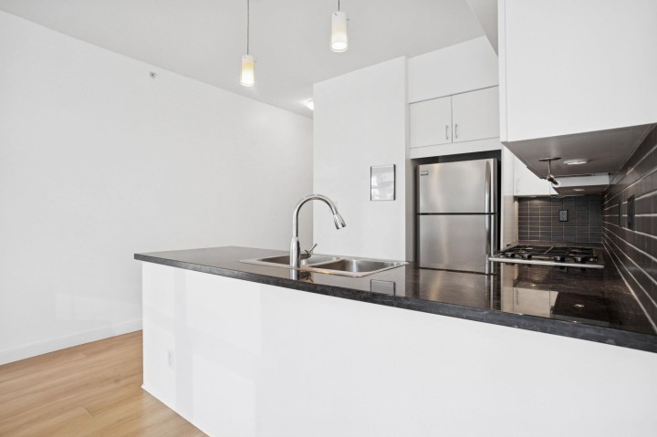 Photo 10 at 1203 - 1050 Smithe Street, West End VW, Vancouver West