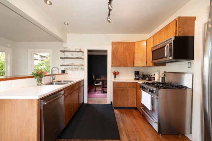 Photo 9 at 1809 Venables Street, Hastings, Vancouver East