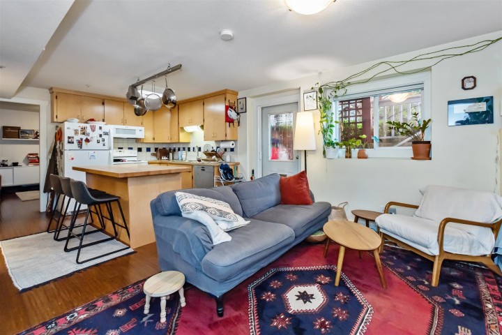 Photo 17 at 419 E 23rd Avenue, Fraser VE, Vancouver East